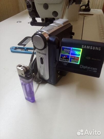 Цифровая видеокамера samsung