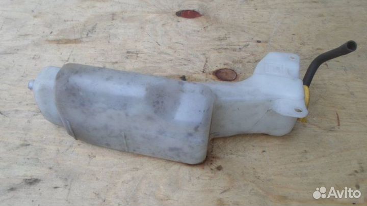 Расширительный бачок Субару Аутбэк бр Outback b14