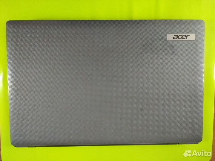 Acer 7250G 17.3 дюйма на SSD+HDD