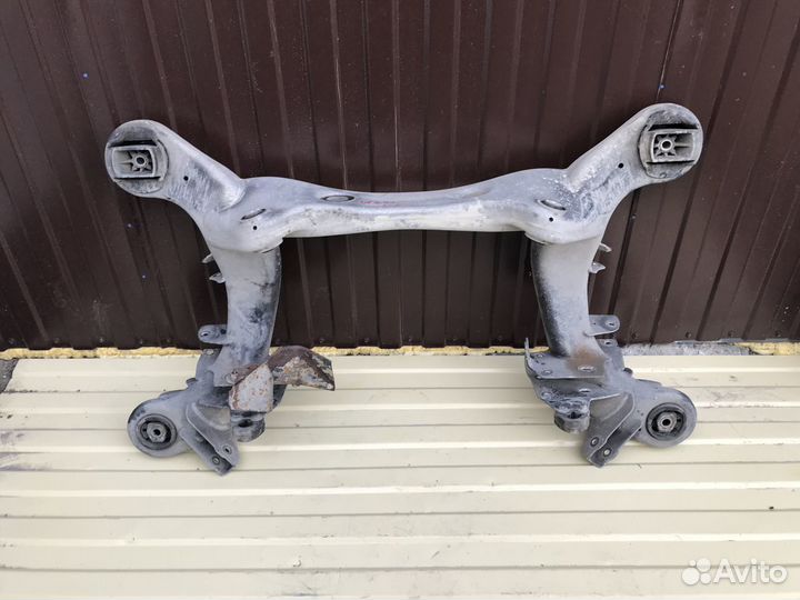 Балка поперечная Mercedes-Benz S-Class w221