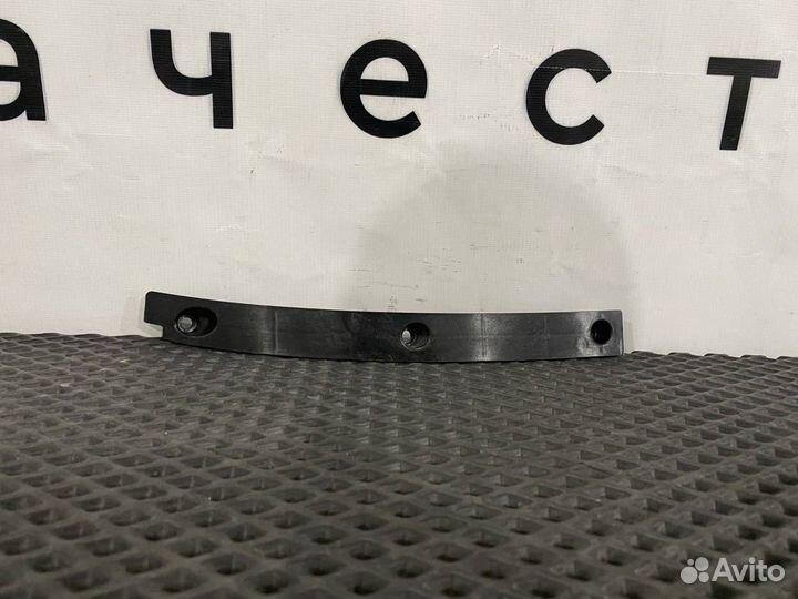 Панель уплотнительной резинки Volvo FH5 23544531