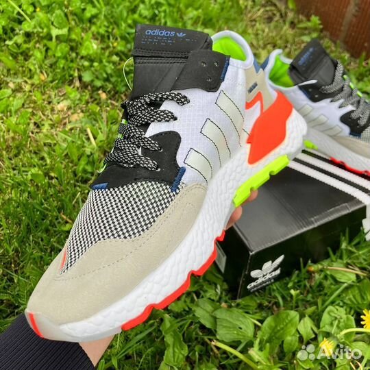 Кроссовки adidas