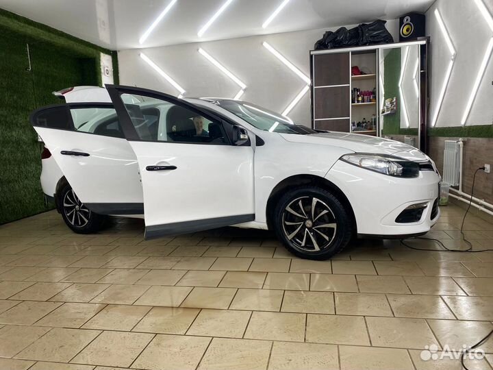 Renault Fluence 2.0 CVT, 2014, битый, 120 000 км