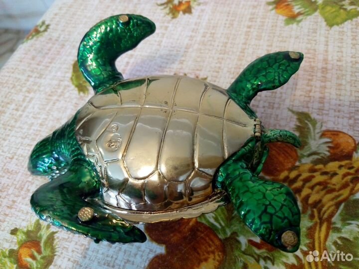 Фигурка Черепаха-шкатулка с эмалью и стразами