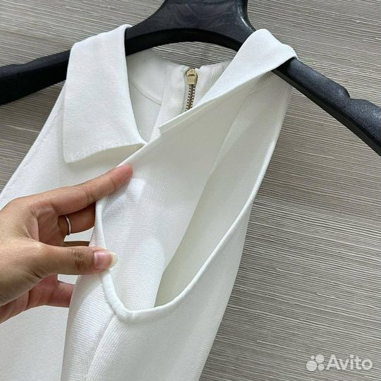 Платье женское Balmain