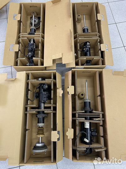 Амор.стойка задняя правая BMW 7 F01