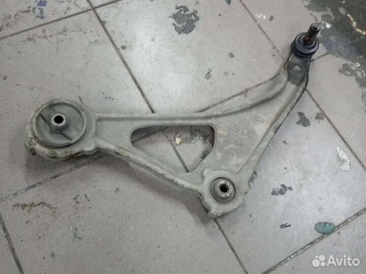 Рычаги передние Nissan Teana J32