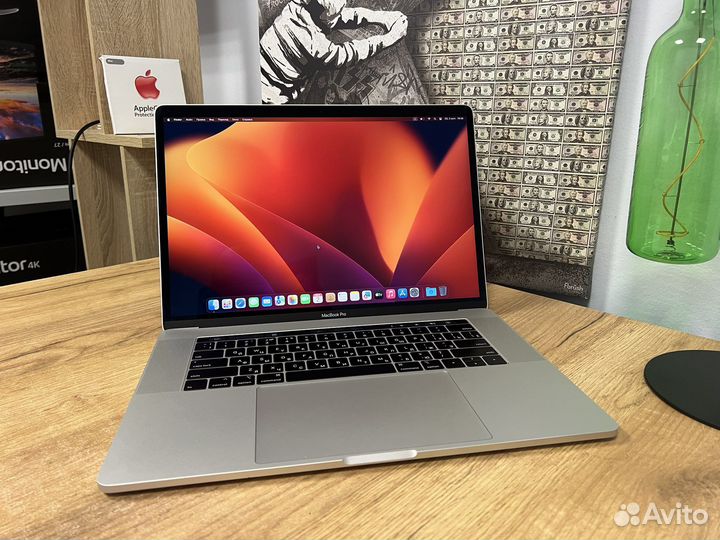 MacBook Pro 15 2019 i9 (512 gb SSD) Silver