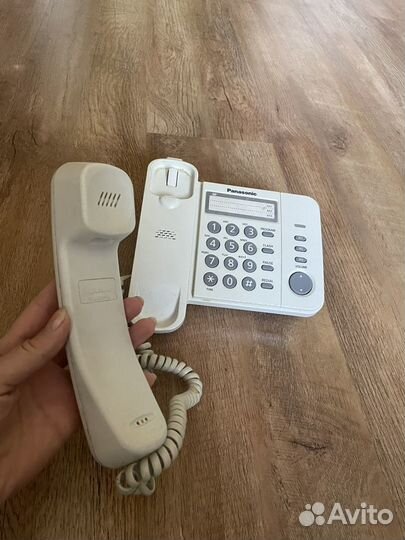 Домашний телефон Panasonic KX-TS2352RU