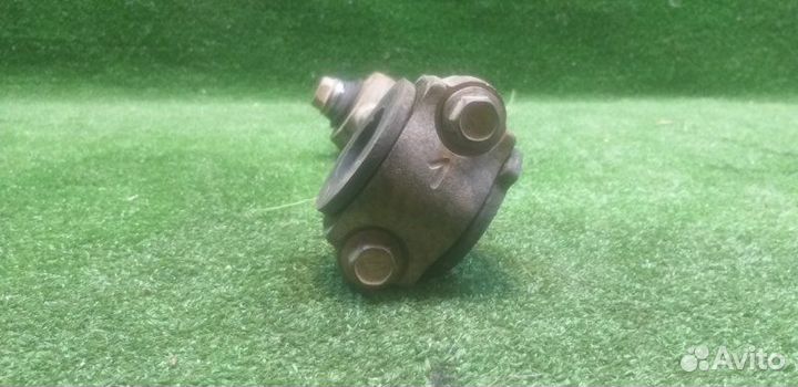 Стойка стабилизатора задняя правая Toyota Land