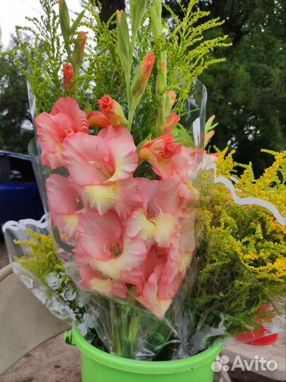 Готовые букеты