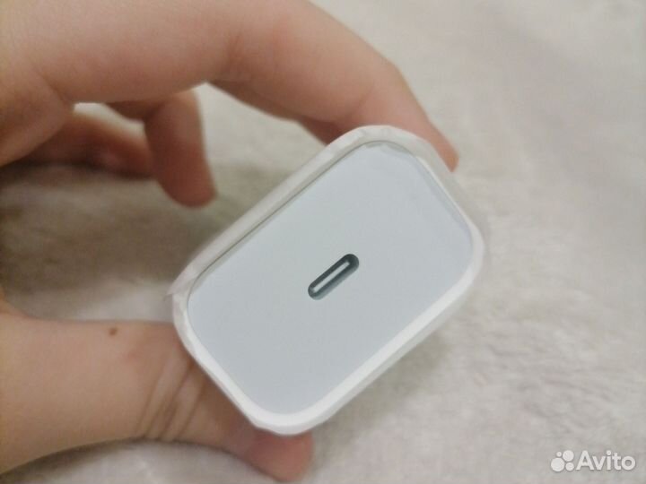 Адаптер apple 20w