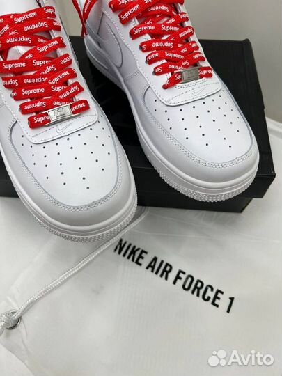 Nike air force 1 supreme