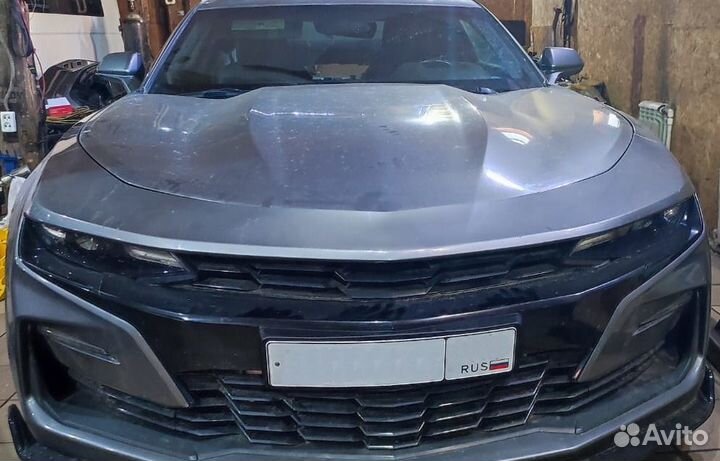 Номерная рамка Подиум под номер