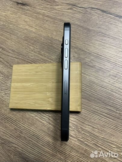 iPhone 15 Pro, 256 ГБ