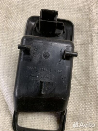 Кнопка стеклоподъемника ford focus 2