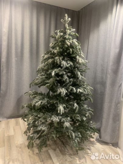 Елка искусственная 210