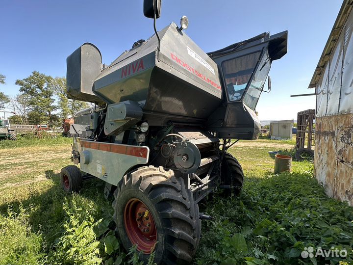 Комбайн Ростсельмаш Нива, 2011