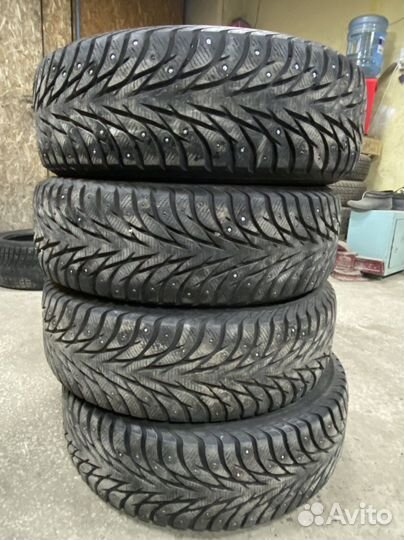 Yokohama Ice Guard Stud IG55 235/65 R17