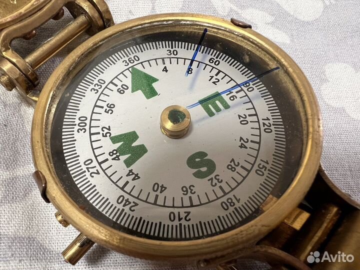 Компас Прага