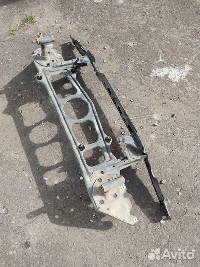 Передняя панель (телевизор) bmw e39