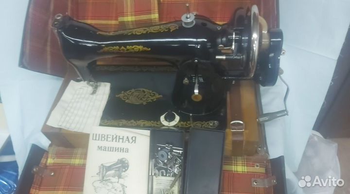 Продаю Подольске ручная машинка