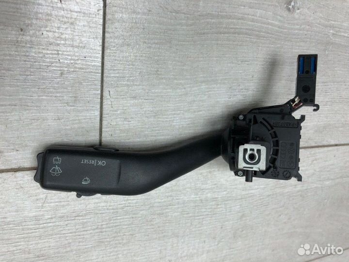 Переключатель дворников Audi A3 хэтчбек BGU 2004