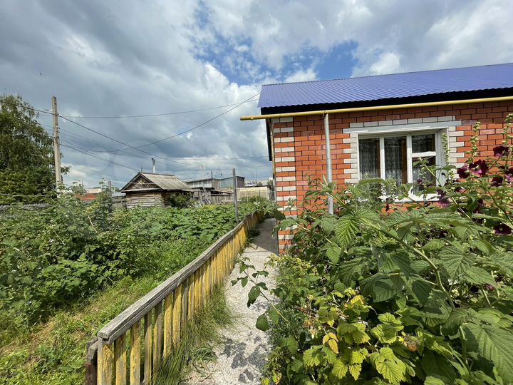 Таунхаус 62 м² на участке 6 сот.