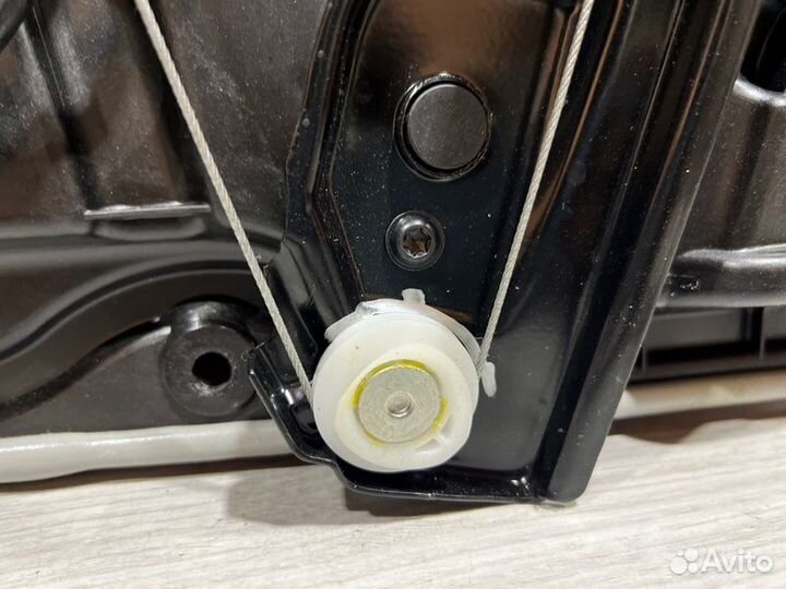 Стеклоподъемник передний левый Mercedes-Benz Gle