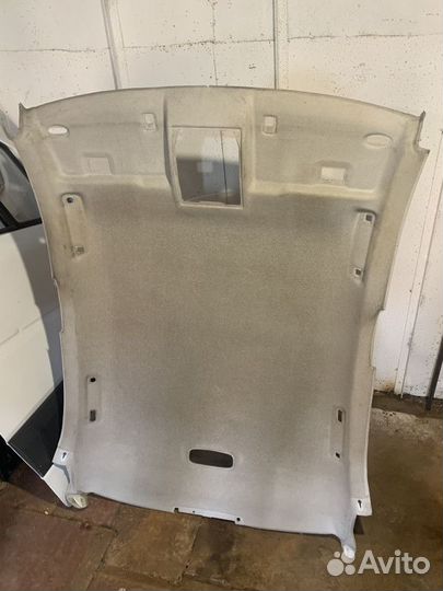 Обшивка потолка Ford Mondeo III (2000—2003)