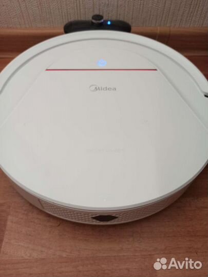 Робот пылесос