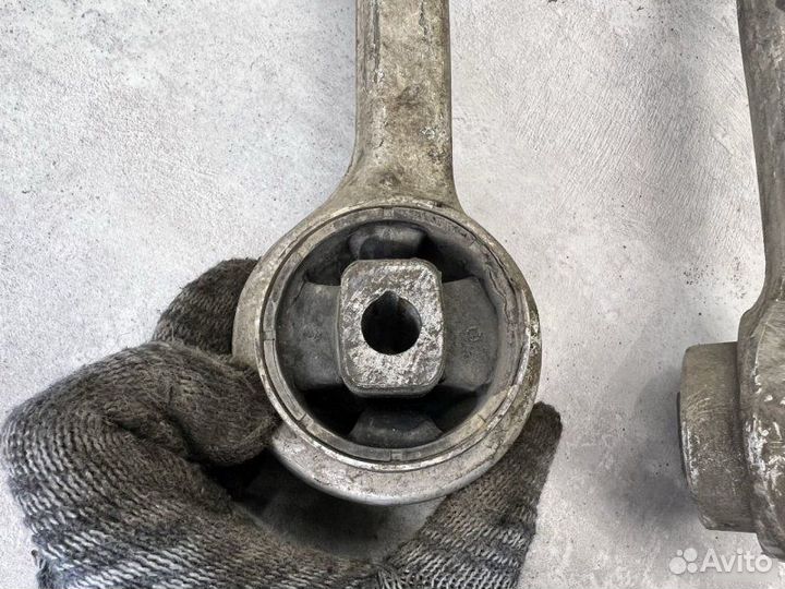 Рычаг поперечный передний Bmw 5-Series E39