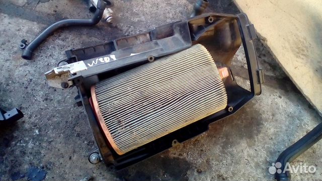 Корпус воздушного фильтра Mercedes W204