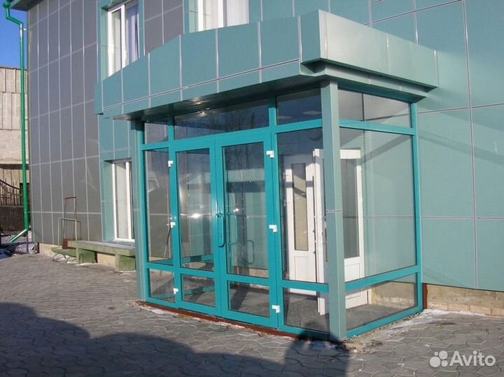 Двери алюминиевые новые