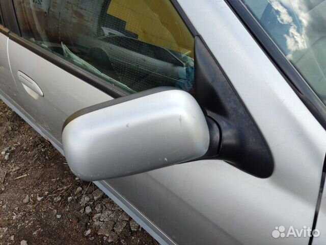 Зеркало правое Nissan Primera P11 седан QG18 2000