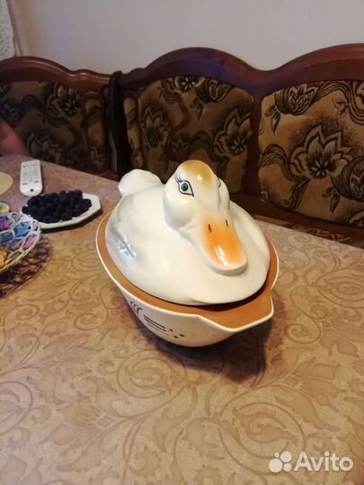 Блюдо в форме утки