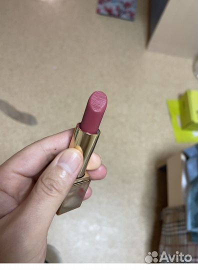 Estee lauder помада