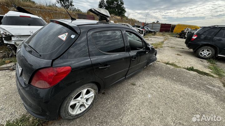 Peugeot 207 в разбор