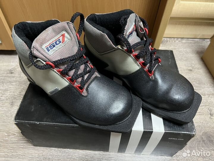 Лыжные ботинки 36 размер