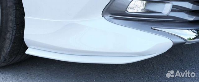 Накладки переднего бампера Toyota Camry V70