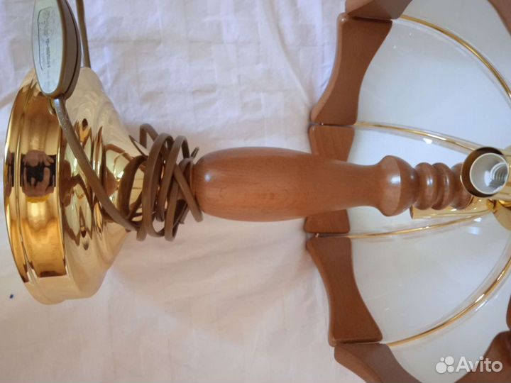 Лампа настольная Италия из дерева