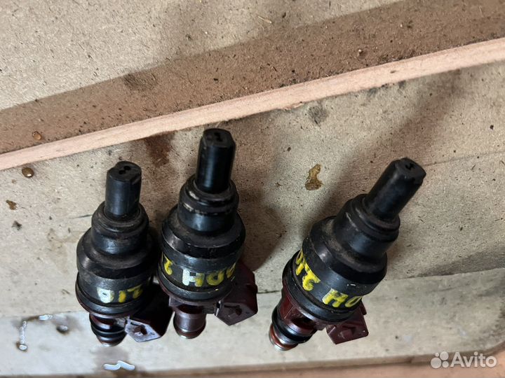 Форсунка Mitsubishi BDH210S INP-067