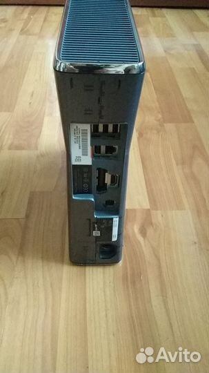 Xbox 360 Halo + (2 игры, наушники) на запчасти