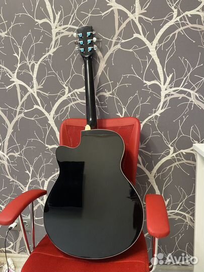 Чёрная акустическая гитара Elitaro 40