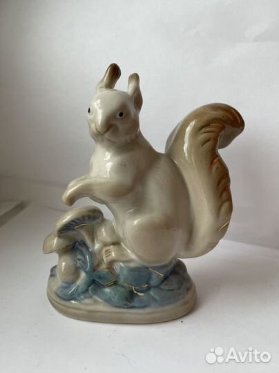 Белка Гжель