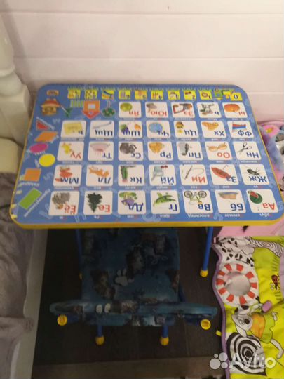 Детский стол и стул