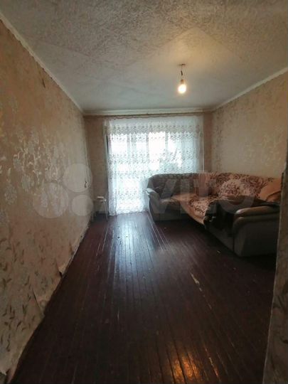 3-к. квартира, 58 м², 2/5 эт.