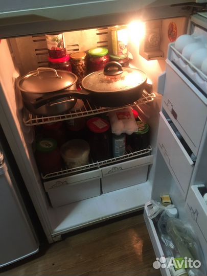 Холодильник Бирюса