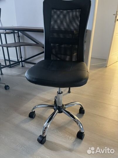 Компьютерное кресло