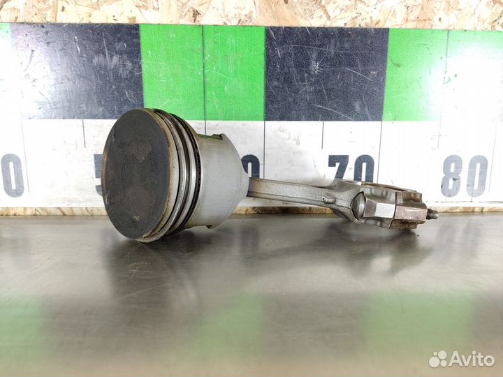 Поршень Mitsubishi Galant 1993 1997